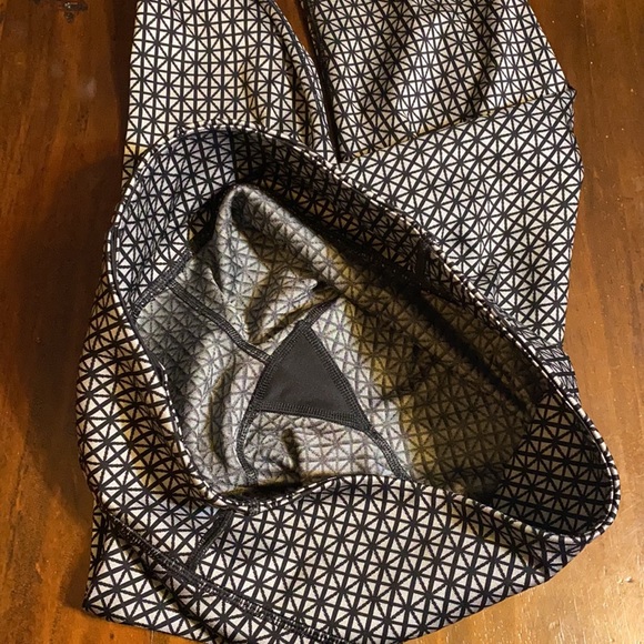 LULULEMON FULL LENGTH YOGA PANTS🌙 - Picture 10 of 14